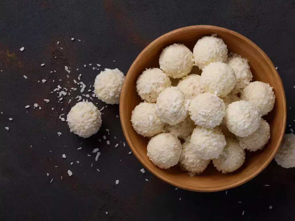 Cinnamon and Coconut Fat Bombs