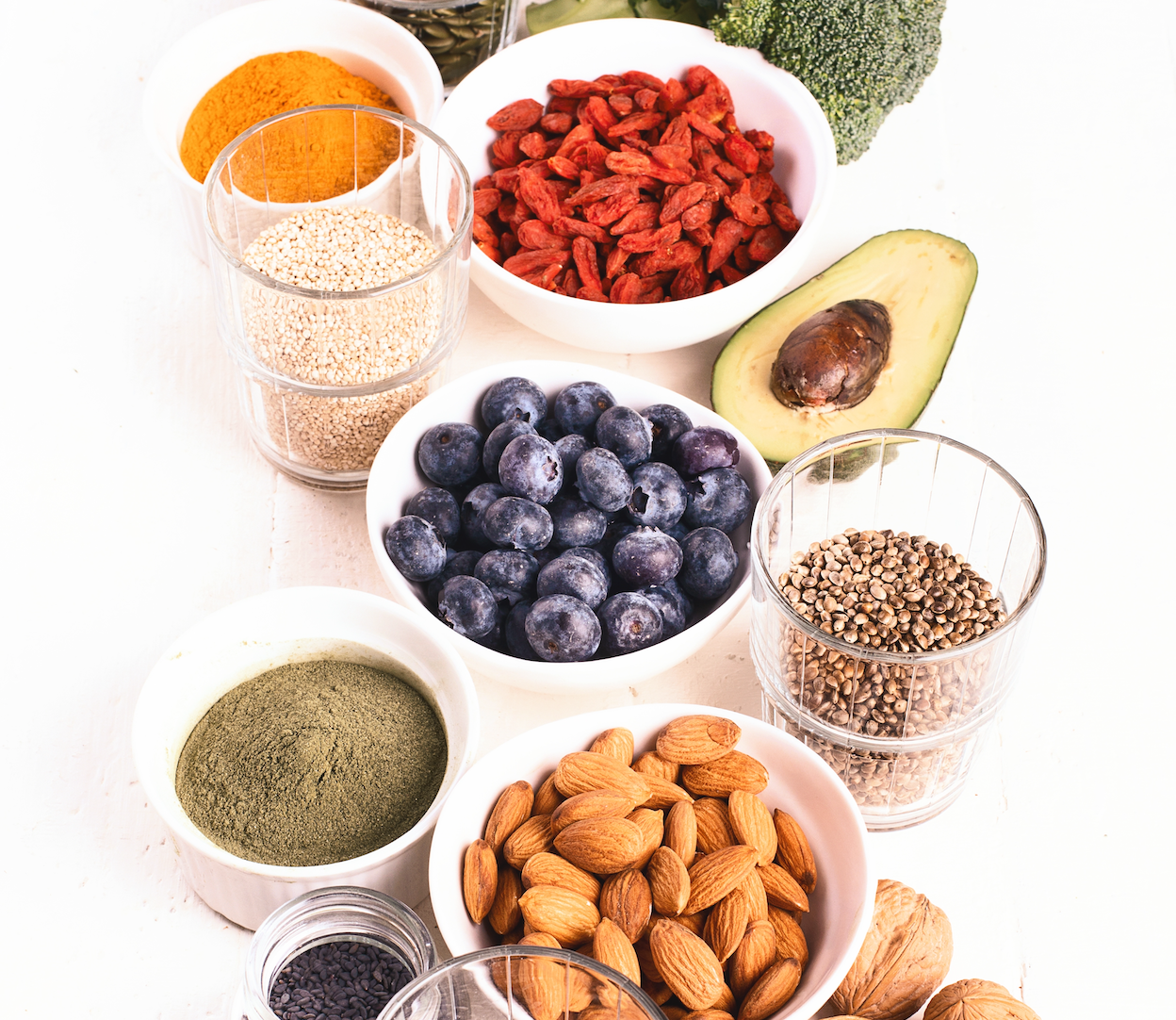 12 Superfoods That Promote Glowing Skin